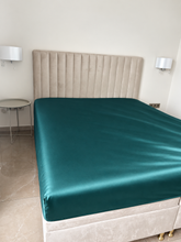 25 momų šilkinė patalynė iš natūralaus Mulberry šilko – SILK&SLEEP smaragdo spalvos šilkinė paklodė