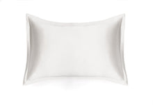 100% Natural Mulberry silk pillowcase GRACE, model Oxford, color white, 19, 22 and 25mom